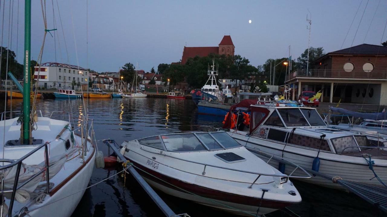 Dom Przy Basenie Villa Puck Buitenkant foto